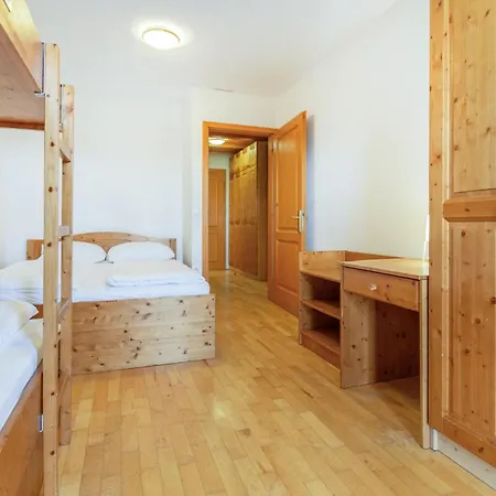 2 Bedroom Cozy Apartment In Pohorje Апартаменты Хочко Погорье